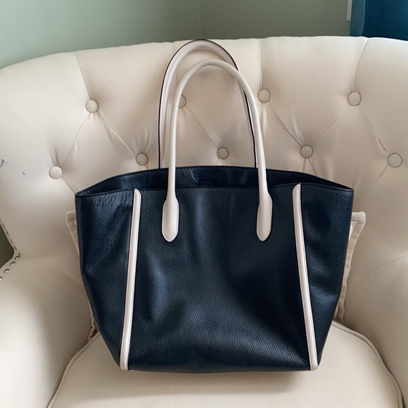Kate Spade Tote bag - Picture 3 of 3